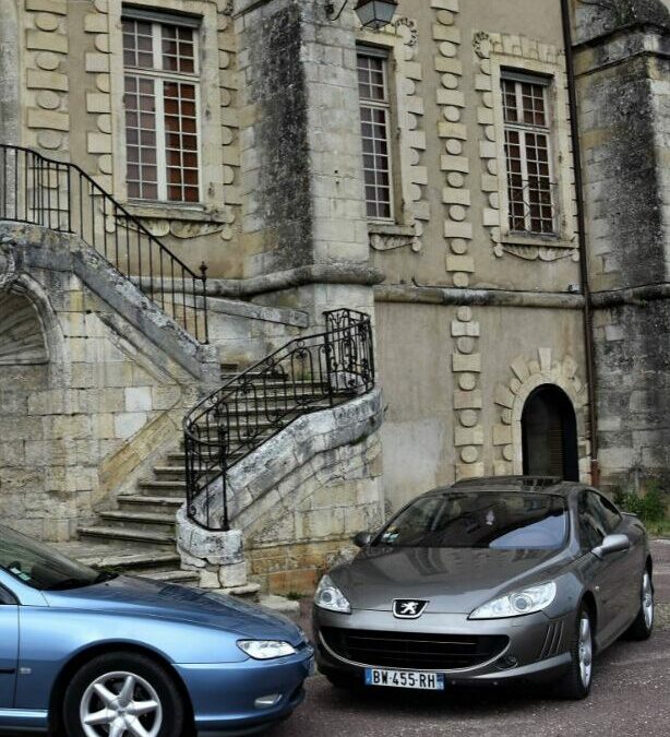 Un jour, des voitures : Peugeot 406 Coupé contre 407 Coupé