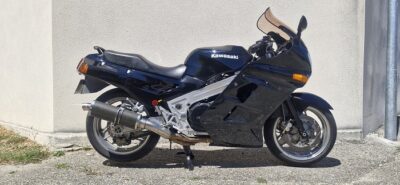 KAWASAKI 1000 Tomcat