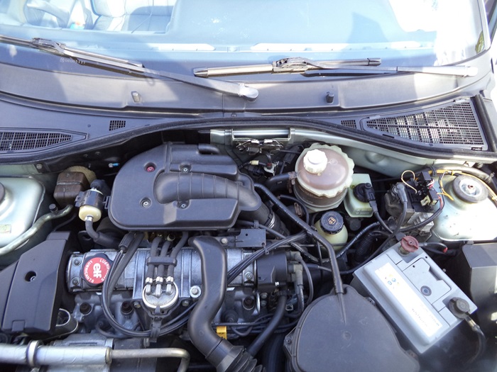 Renault Clio Baccara 1 phase 1 1.7L