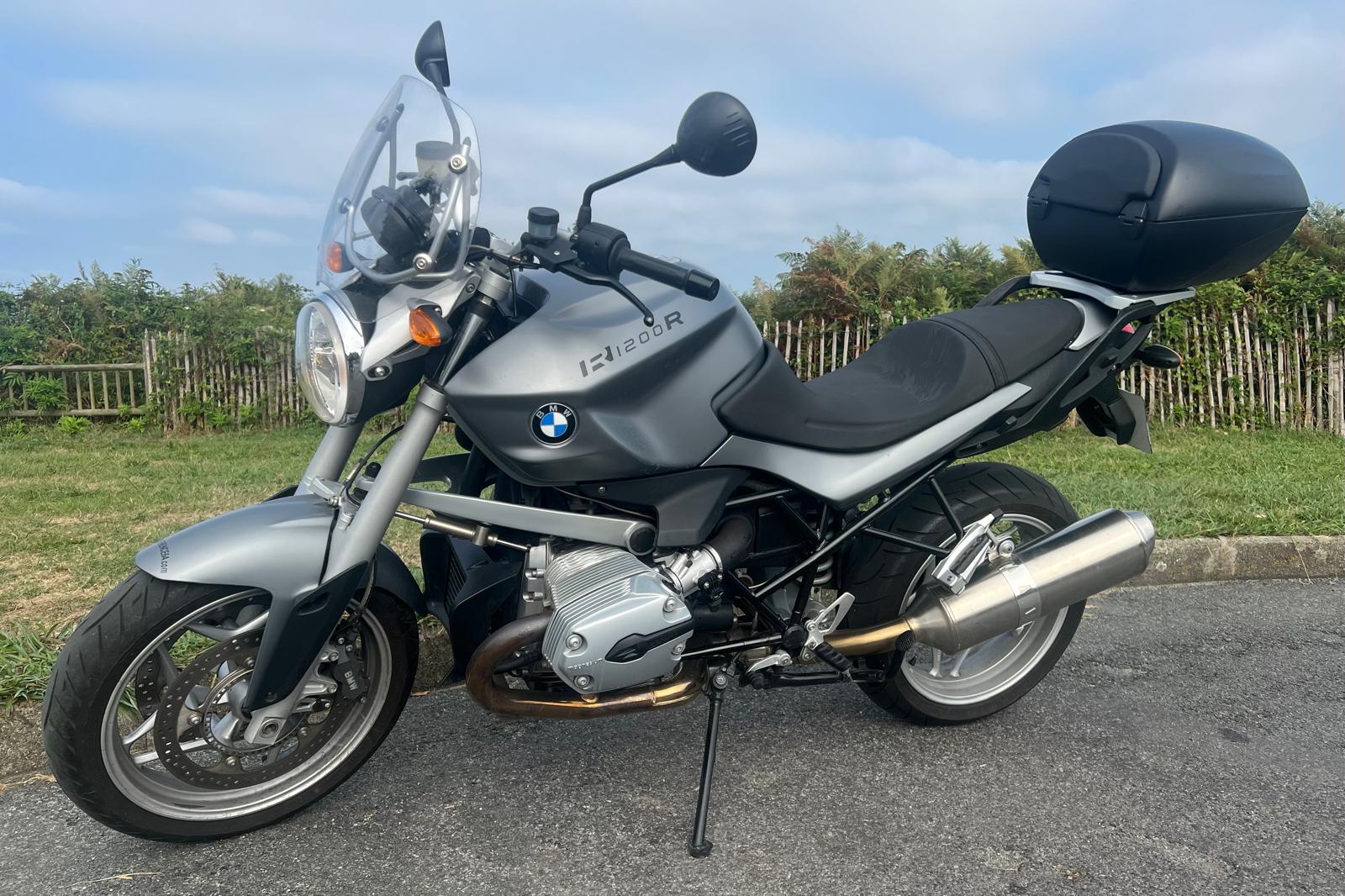 BMW R1200R