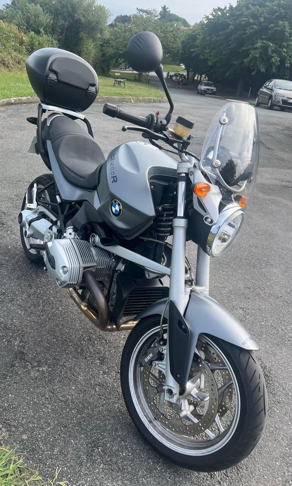 BMW R1200R