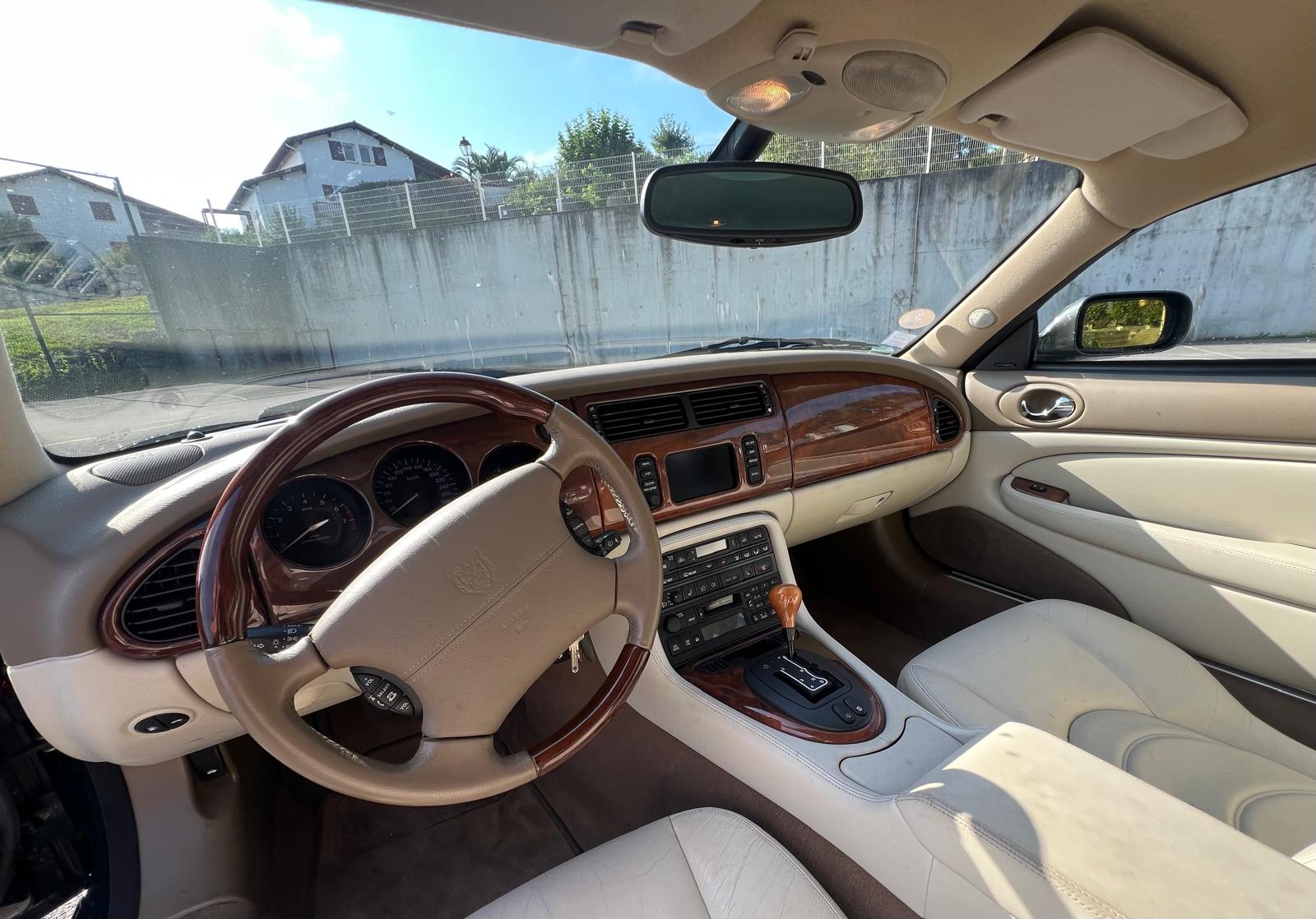 JAGUAR XKR COUPÉ 4.0 BVA