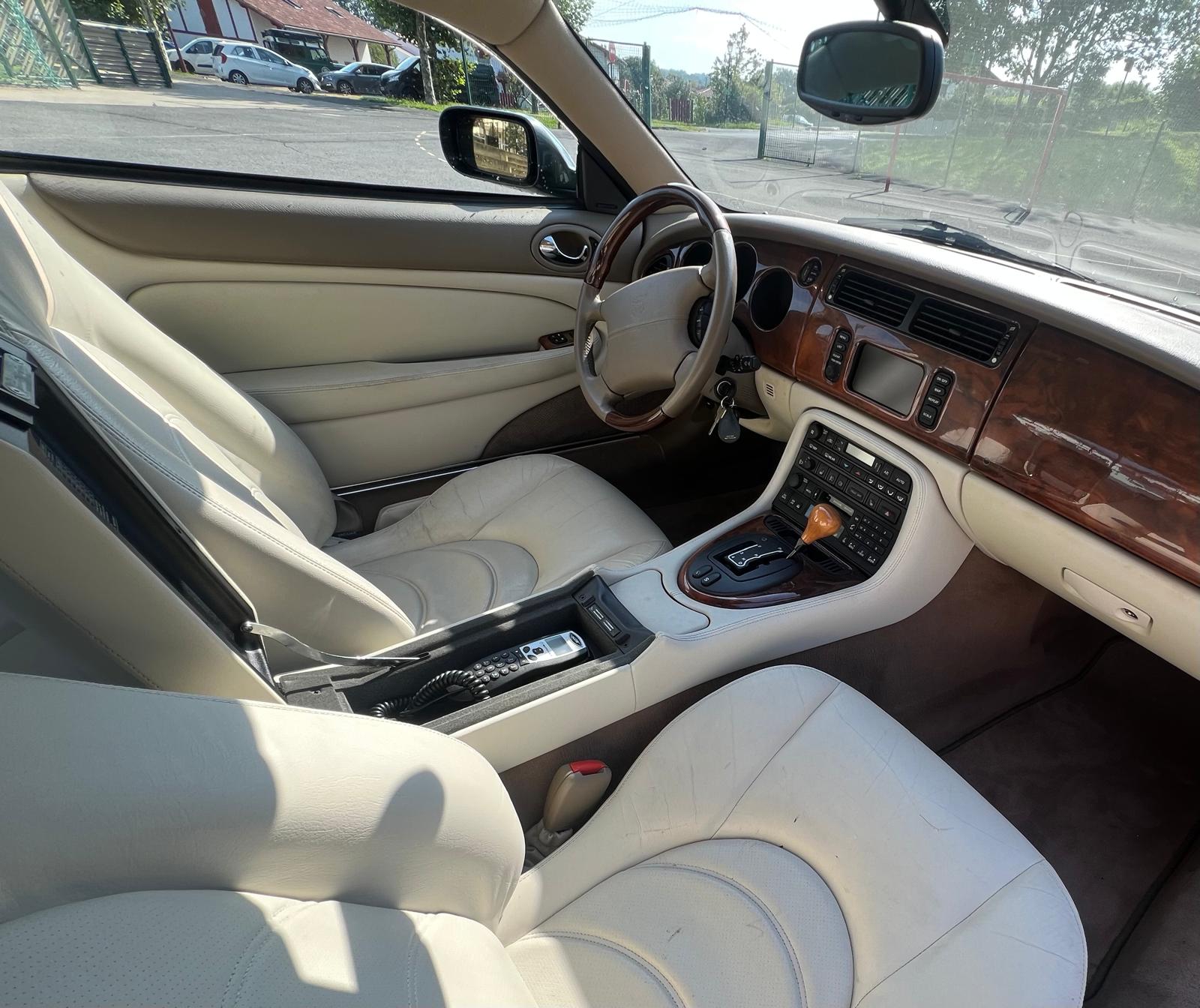 JAGUAR XKR COUPÉ 4.0 BVA