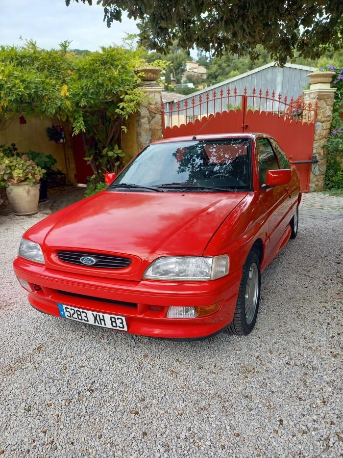 FORD ESCORT 2000 RS 16V