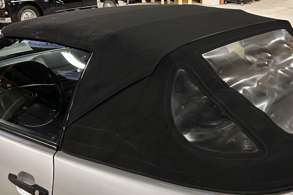 MERCEDES BENZ 320 SL