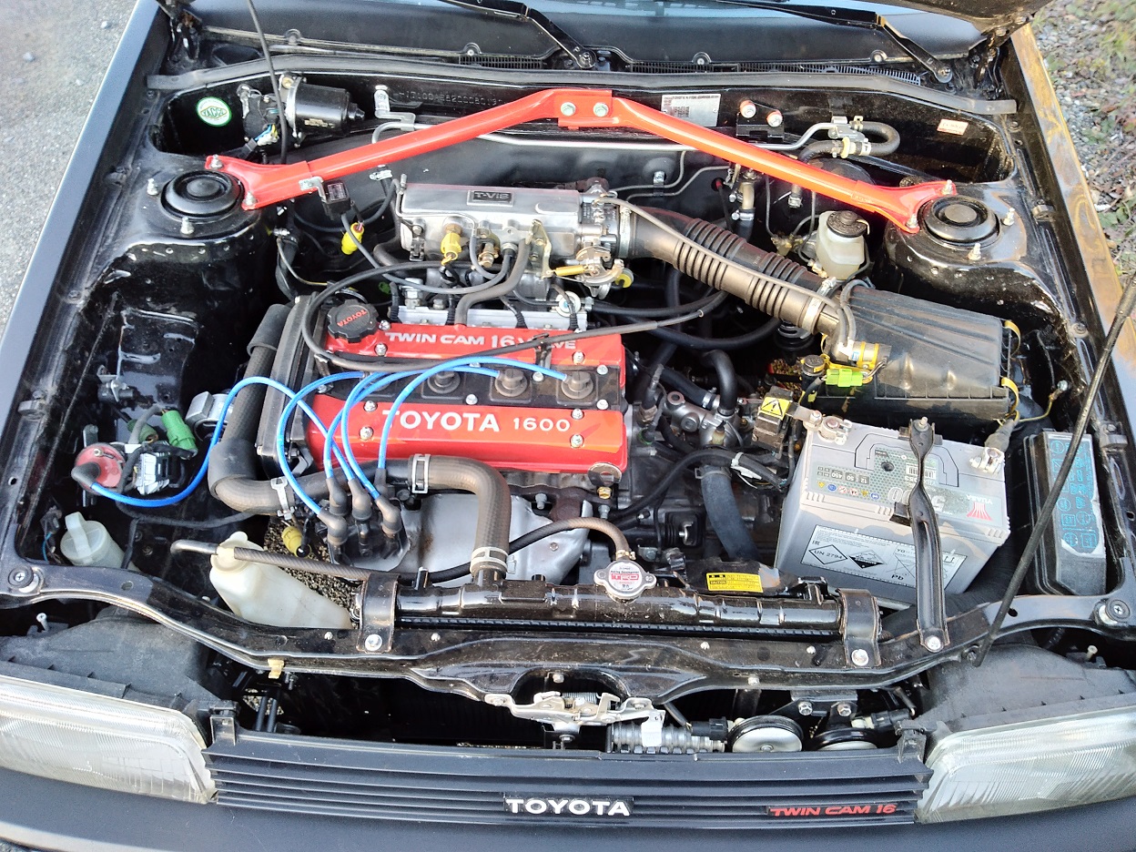 Toyota Corolla GT Black Edition (AE82)