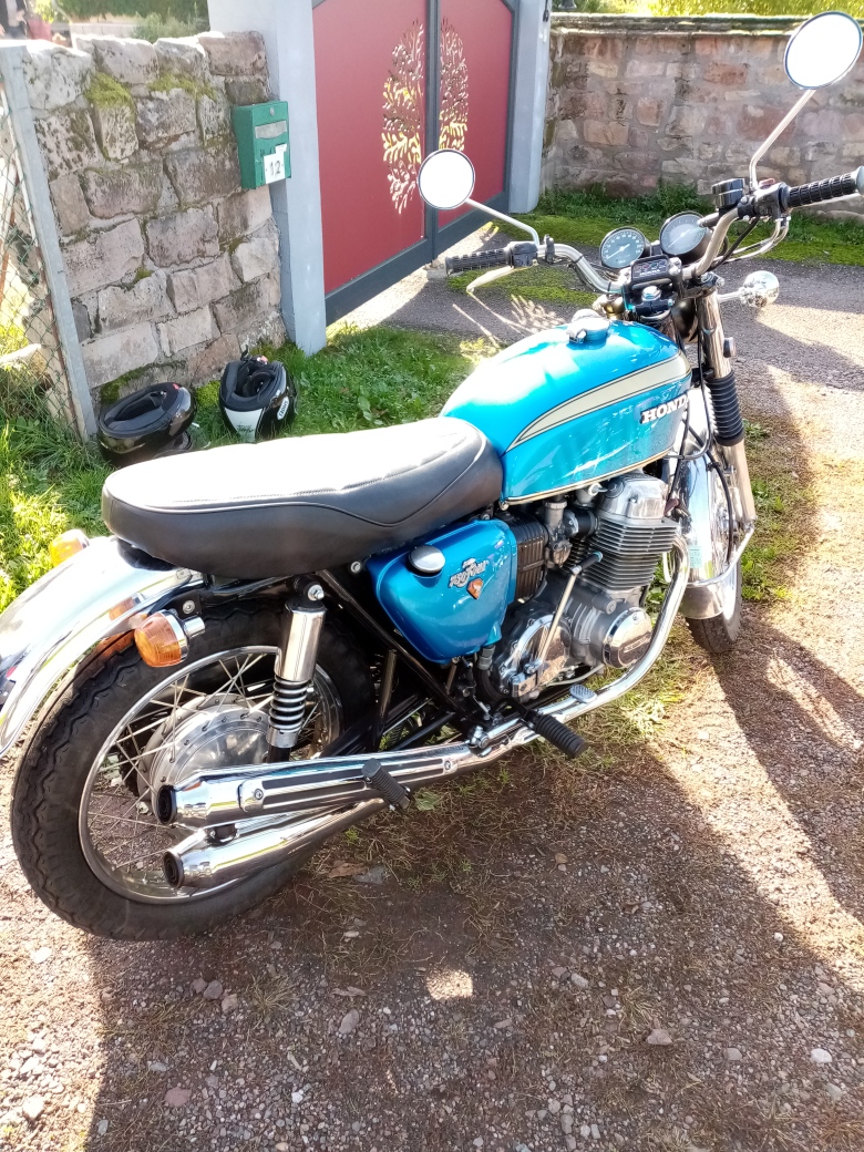 HONDA CB 750