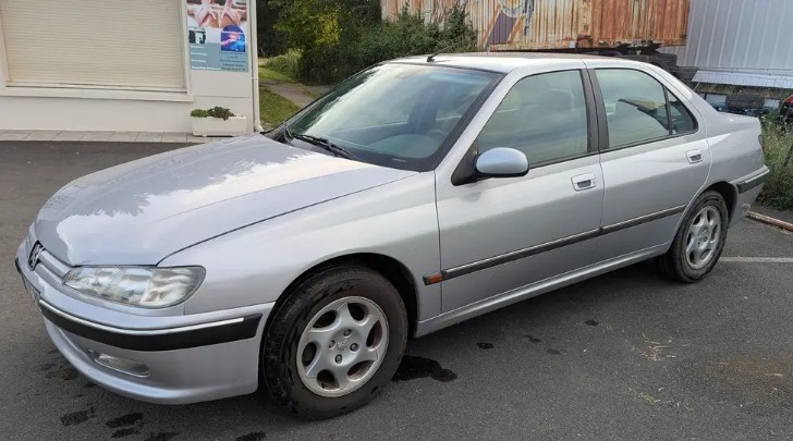 Peugeot 406 essence 2L 134cv
