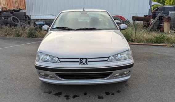 Peugeot 406 essence 2L 134cv