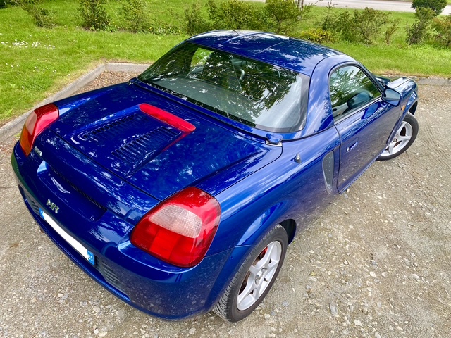 TOYOTA MR2 MR