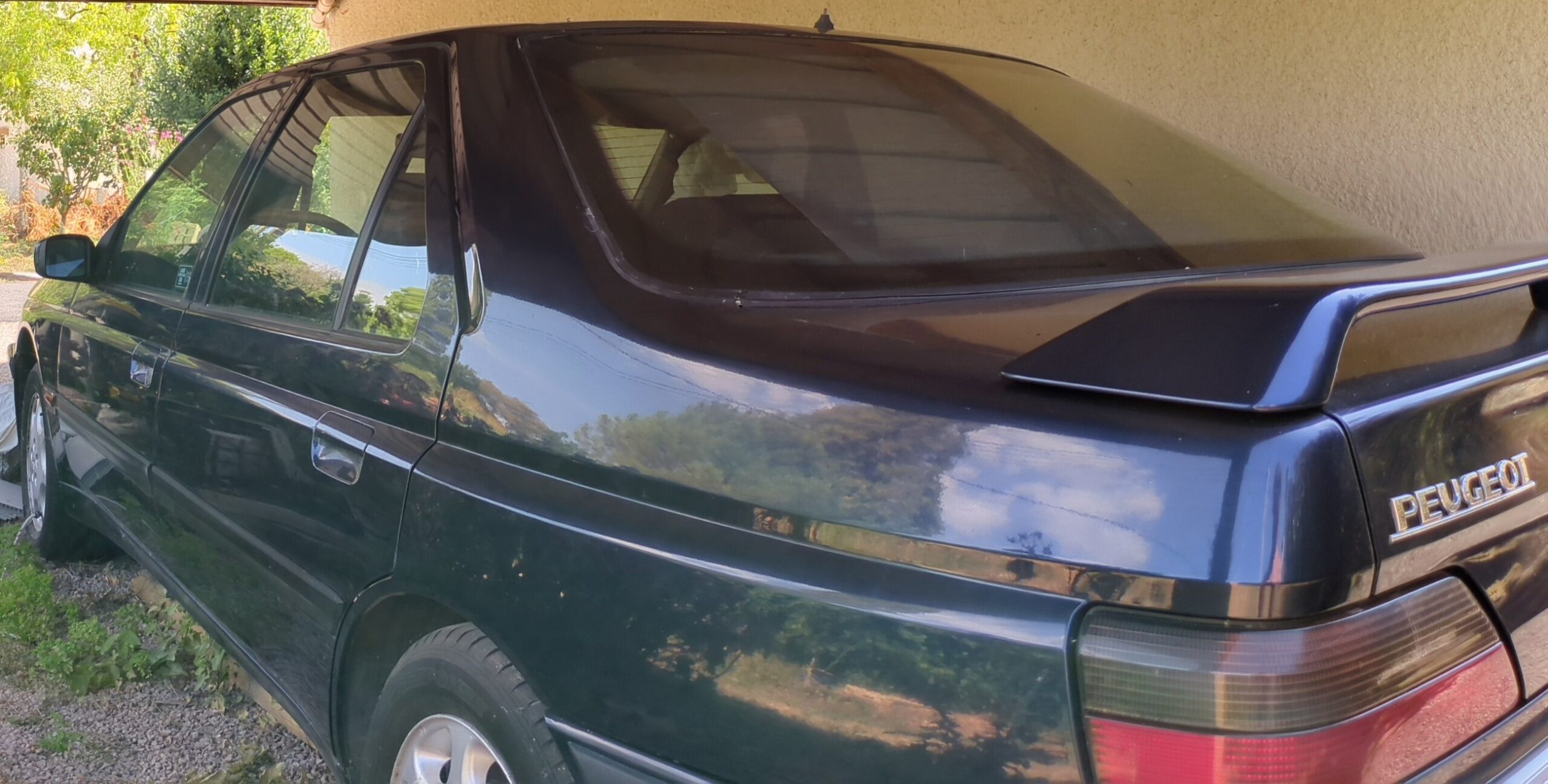 Peugeot 605