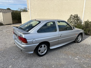 Ford Escort rs 2000 climatisé