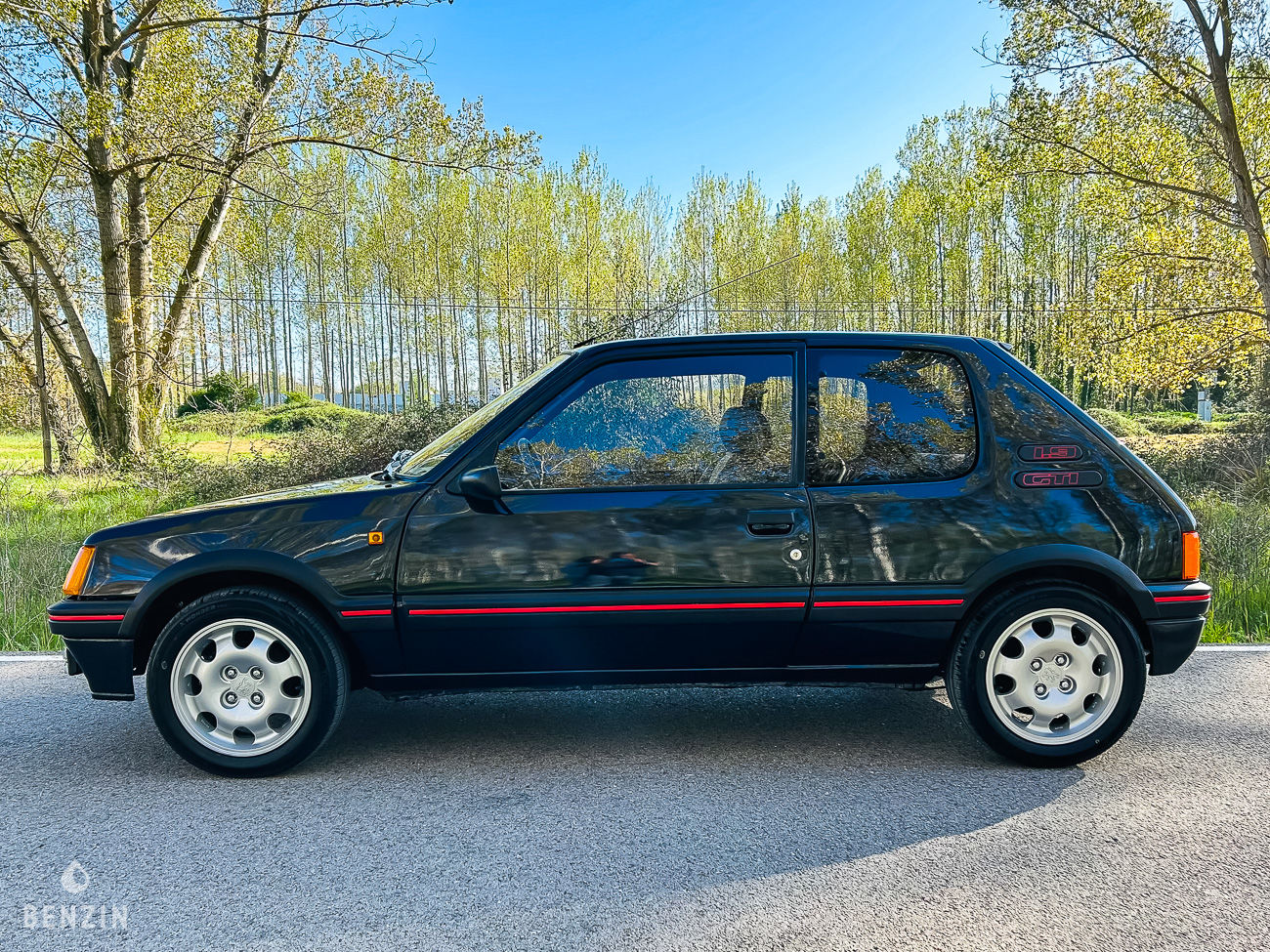 Peugeot 205 GTI 1.9L 1988