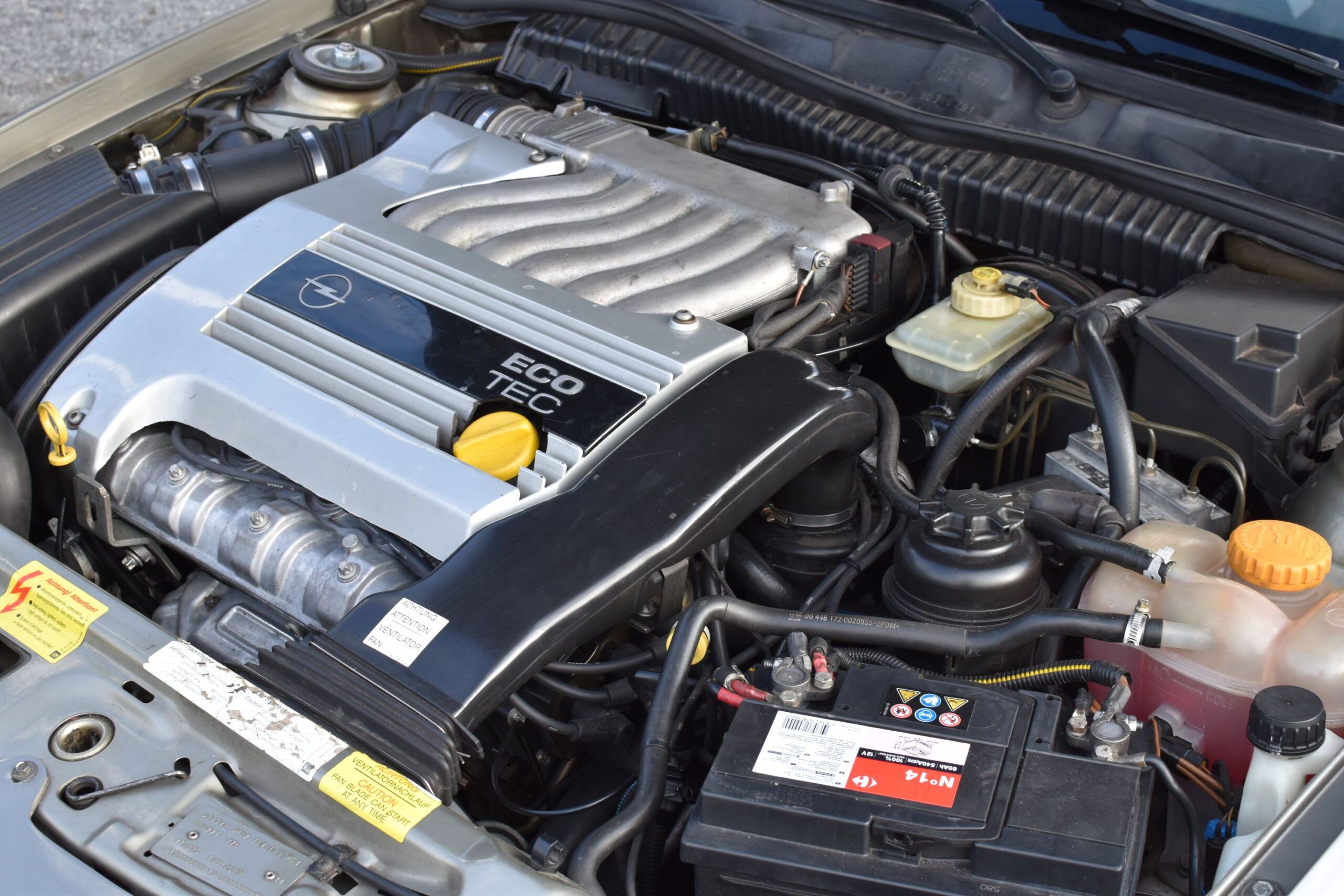 Opel Calibra Last Edition V6
